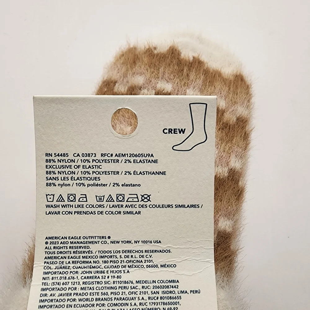 American Eagle Fuzzy Crew‎ Socks Nwt